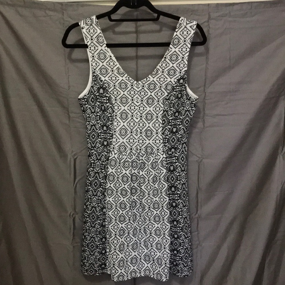 Sleeveless dress